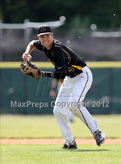 Thumbnail 2 in Honeoye Falls-Lima @ Batavia (NYSPHSAA Section 5 Class A Final) photogallery.
