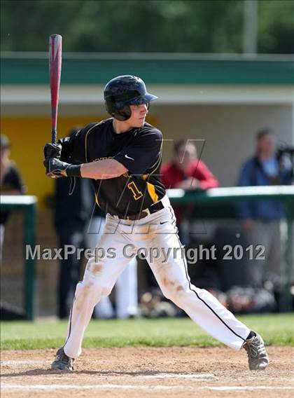 Thumbnail 2 in Honeoye Falls-Lima @ Batavia (NYSPHSAA Section 5 Class A Final) photogallery.