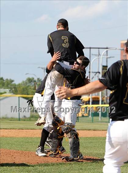 Thumbnail 1 in Honeoye Falls-Lima @ Batavia (NYSPHSAA Section 5 Class A Final) photogallery.