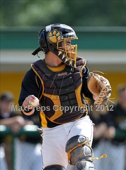 Thumbnail 2 in Honeoye Falls-Lima @ Batavia (NYSPHSAA Section 5 Class A Final) photogallery.