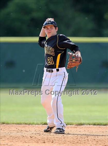 Thumbnail 2 in Honeoye Falls-Lima @ Batavia (NYSPHSAA Section 5 Class A Final) photogallery.
