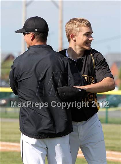 Thumbnail 2 in Honeoye Falls-Lima @ Batavia (NYSPHSAA Section 5 Class A Final) photogallery.