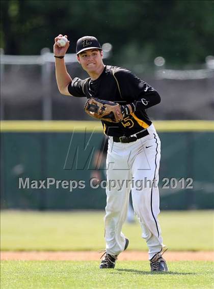 Thumbnail 3 in Honeoye Falls-Lima @ Batavia (NYSPHSAA Section 5 Class A Final) photogallery.