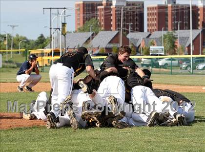 Thumbnail 2 in Honeoye Falls-Lima @ Batavia (NYSPHSAA Section 5 Class A Final) photogallery.