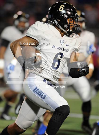 Thumbnail 2 in Santa Margarita vs. St. John Bosco photogallery.