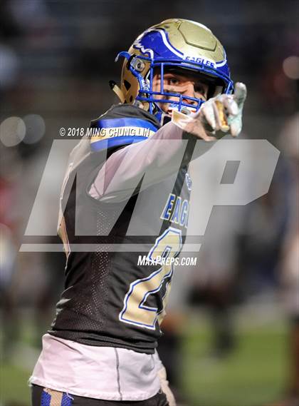 Thumbnail 3 in Santa Margarita vs. St. John Bosco photogallery.
