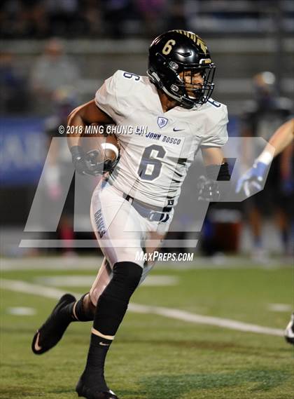 Thumbnail 2 in Santa Margarita vs. St. John Bosco photogallery.