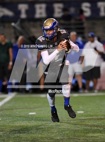 Thumbnail 2 in Santa Margarita vs. St. John Bosco photogallery.