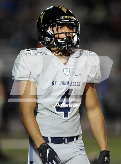 Thumbnail 2 in Santa Margarita vs. St. John Bosco photogallery.
