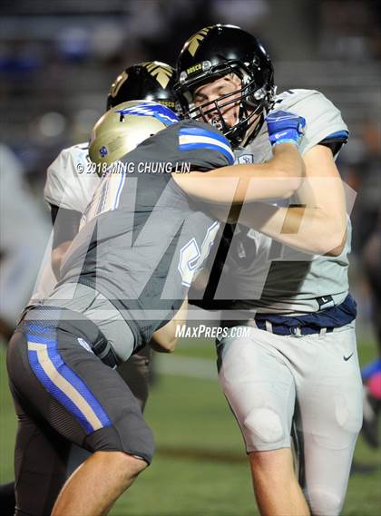 Thumbnail 2 in Santa Margarita vs. St. John Bosco photogallery.