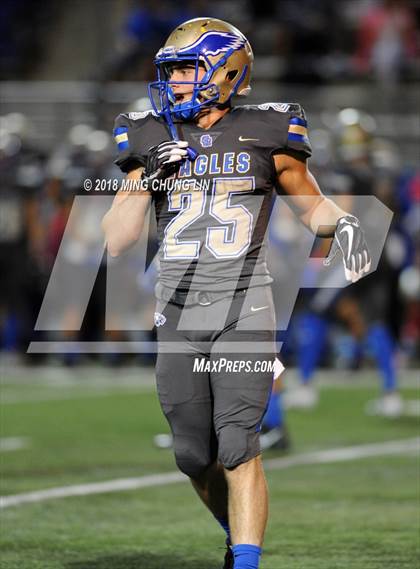 Thumbnail 3 in Santa Margarita vs. St. John Bosco photogallery.