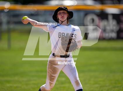 Thumbnail 3 in Valley Catholic @ Banks photogallery.
