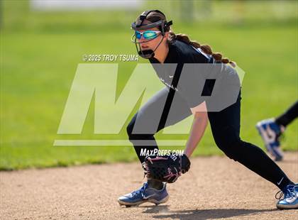 Thumbnail 2 in Valley Catholic @ Banks photogallery.