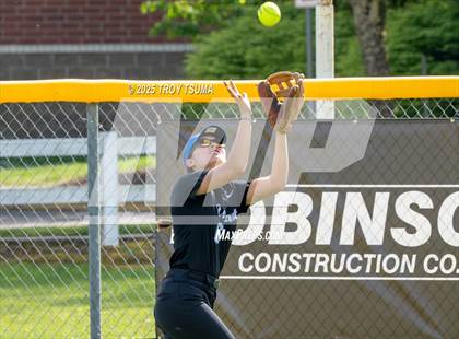 Thumbnail 3 in Valley Catholic @ Banks photogallery.