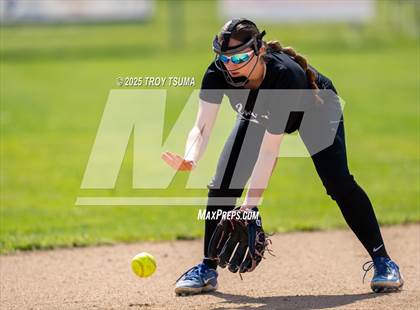 Thumbnail 3 in Valley Catholic @ Banks photogallery.