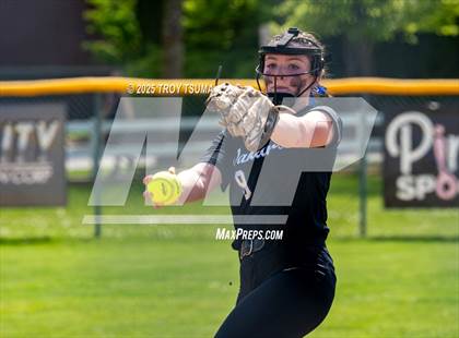Thumbnail 1 in Valley Catholic @ Banks photogallery.
