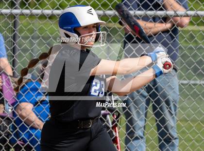 Thumbnail 2 in Valley Catholic @ Banks photogallery.