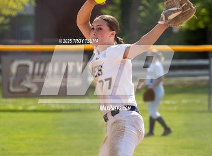 Thumbnail 3 in Valley Catholic @ Banks photogallery.