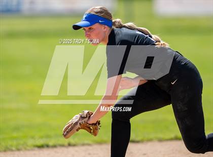 Thumbnail 2 in Valley Catholic @ Banks photogallery.