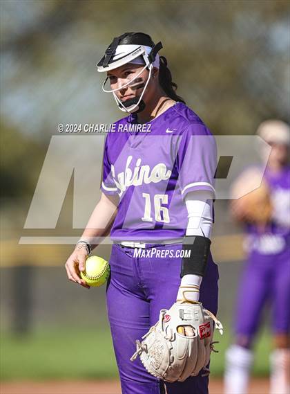Thumbnail 3 in Casa Grande vs. Sabino photogallery.
