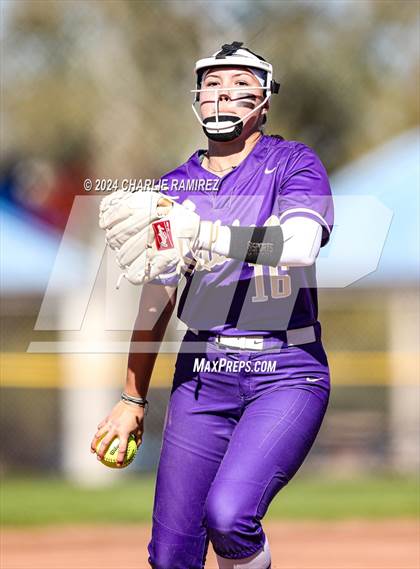 Thumbnail 3 in Casa Grande vs. Sabino photogallery.