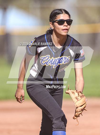 Thumbnail 3 in Casa Grande vs. Sabino photogallery.
