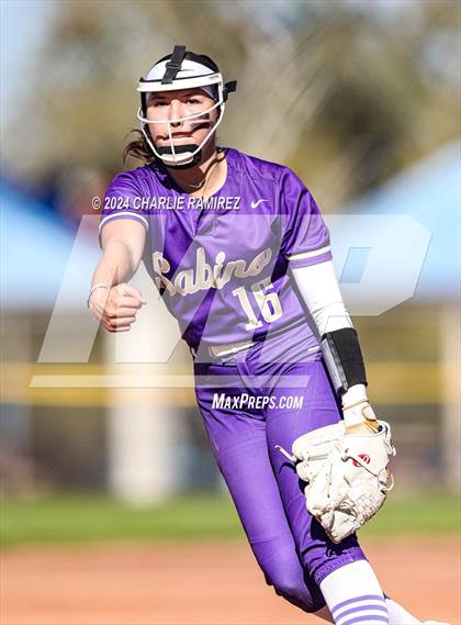 Thumbnail 3 in Casa Grande vs. Sabino photogallery.