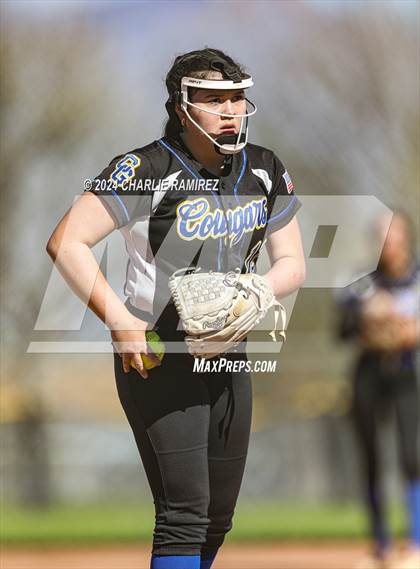 Thumbnail 2 in Casa Grande vs. Sabino photogallery.