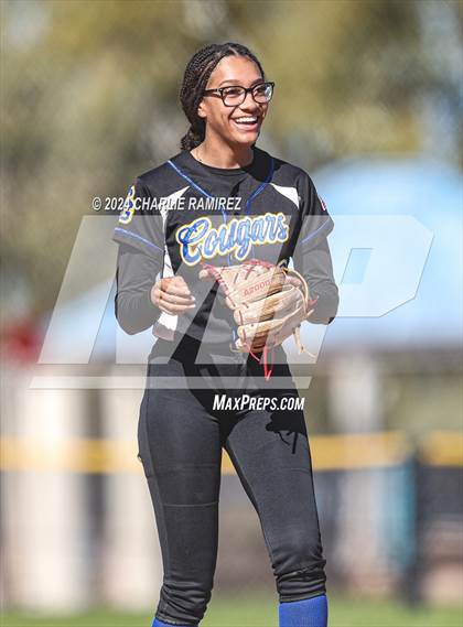 Thumbnail 3 in Casa Grande vs. Sabino photogallery.
