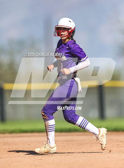 Thumbnail 3 in Casa Grande vs. Sabino photogallery.