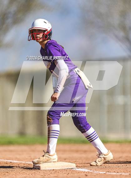 Thumbnail 3 in Casa Grande vs. Sabino photogallery.