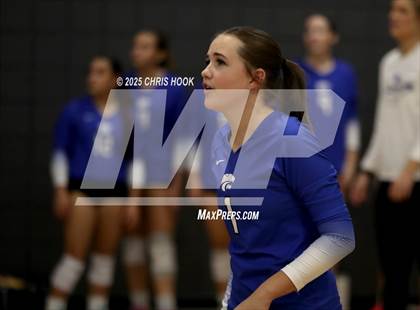 Thumbnail 3 in Mesquite vs. Mountain View (Lancer Invitational) photogallery.