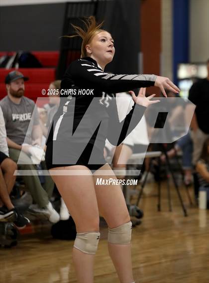 Thumbnail 1 in Mesquite vs. Mountain View (Lancer Invitational) photogallery.