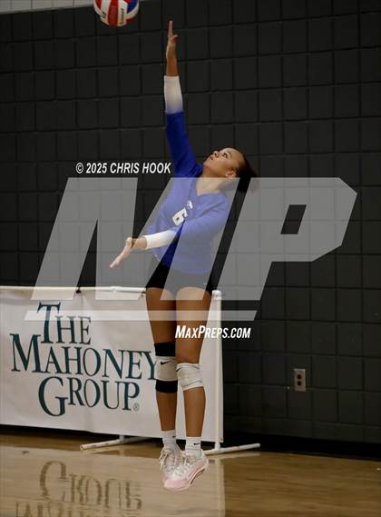 Thumbnail 3 in Mesquite vs. Mountain View (Lancer Invitational) photogallery.
