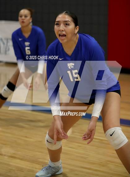 Thumbnail 2 in Mesquite vs. Mountain View (Lancer Invitational) photogallery.