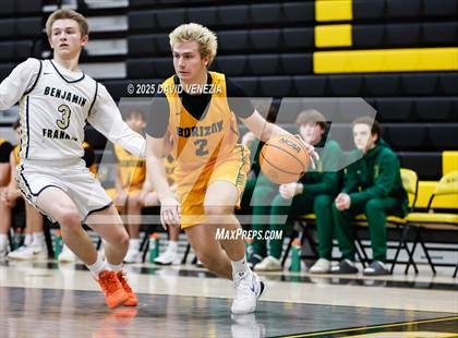 Thumbnail 3 in Horizon vs. Benjamin Franklin photogallery.