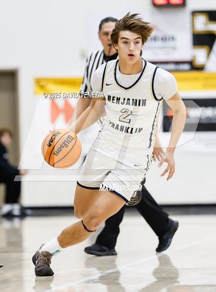 Thumbnail 2 in Horizon vs. Benjamin Franklin photogallery.