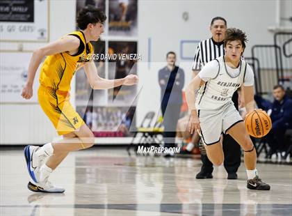 Thumbnail 3 in Horizon vs. Benjamin Franklin photogallery.