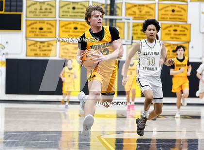 Thumbnail 1 in Horizon vs. Benjamin Franklin photogallery.