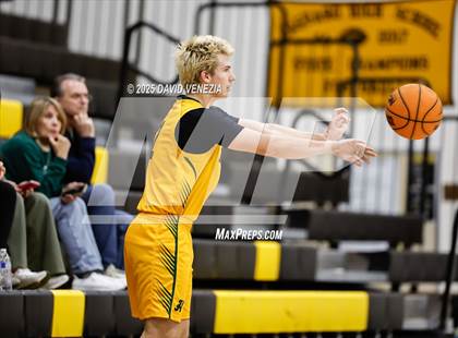 Thumbnail 1 in Horizon vs. Benjamin Franklin photogallery.