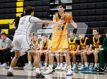 Thumbnail 1 in Horizon vs. Benjamin Franklin photogallery.