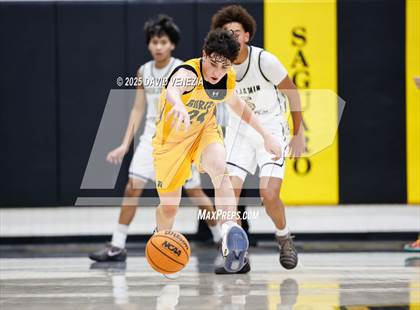 Thumbnail 1 in Horizon vs. Benjamin Franklin photogallery.