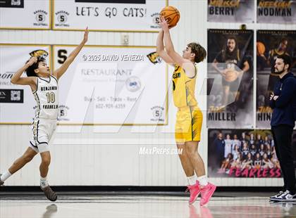 Thumbnail 2 in Horizon vs. Benjamin Franklin photogallery.