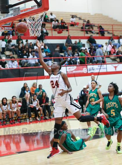 Thumbnail 3 in DeSoto @ Cedar Hill photogallery.