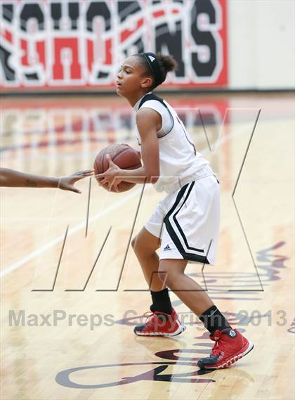 Thumbnail 3 in DeSoto @ Cedar Hill photogallery.