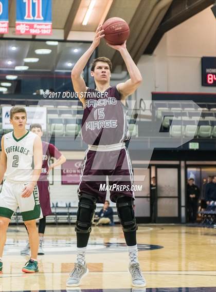 Thumbnail 3 in Rancho Mirage vs. Manteca (MLK De La Salle/MaxPreps Classic) photogallery.