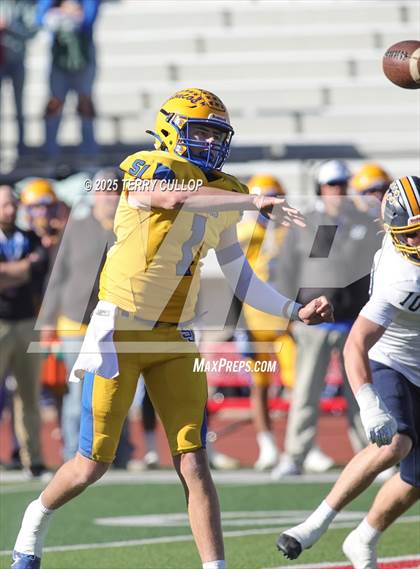 Thumbnail 1 in Summit Academy vs. San Juan (UHSAA 2A Semi Final) photogallery.