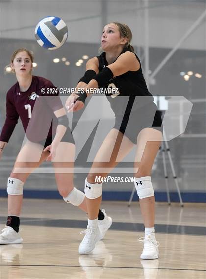 Thumbnail 2 in Magnolia West vs. Brenham (Legends Invitational) photogallery.