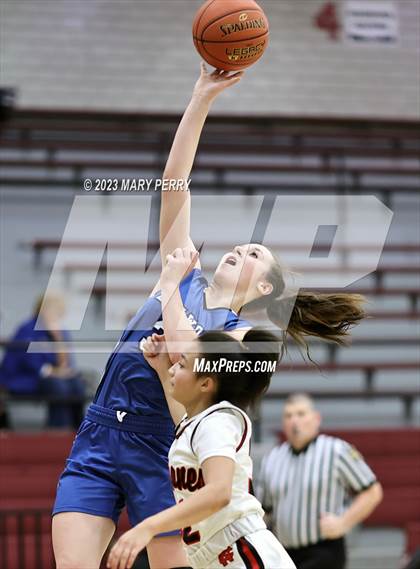 Thumbnail 2 in Ellwood City @ New Castle photogallery.