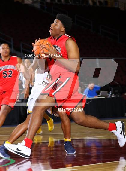 Thumbnail 3 in Westchester vs. Westbury Christian (Tarkanian Classic) photogallery.